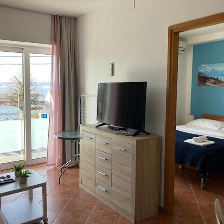 Apartments Ivancic Novi Vinodolski Eksteriør billede