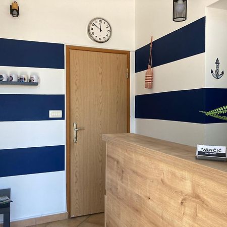 Apartments Ivancic Novi Vinodolski Eksteriør billede