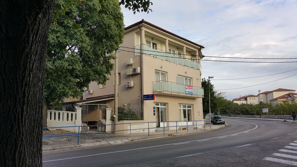 Apartments Ivancic Novi Vinodolski Eksteriør billede