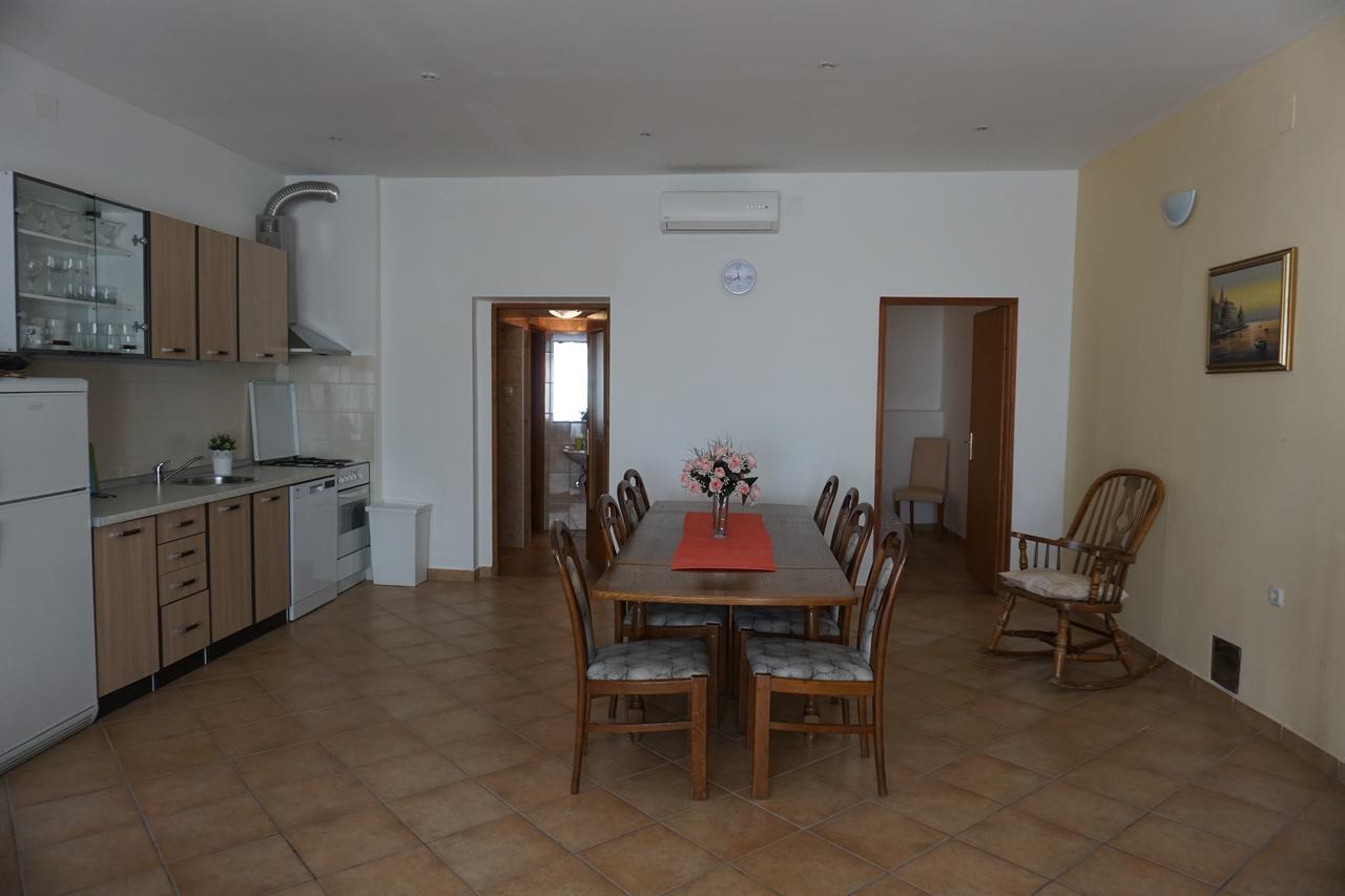 Apartments Ivancic Novi Vinodolski Eksteriør billede