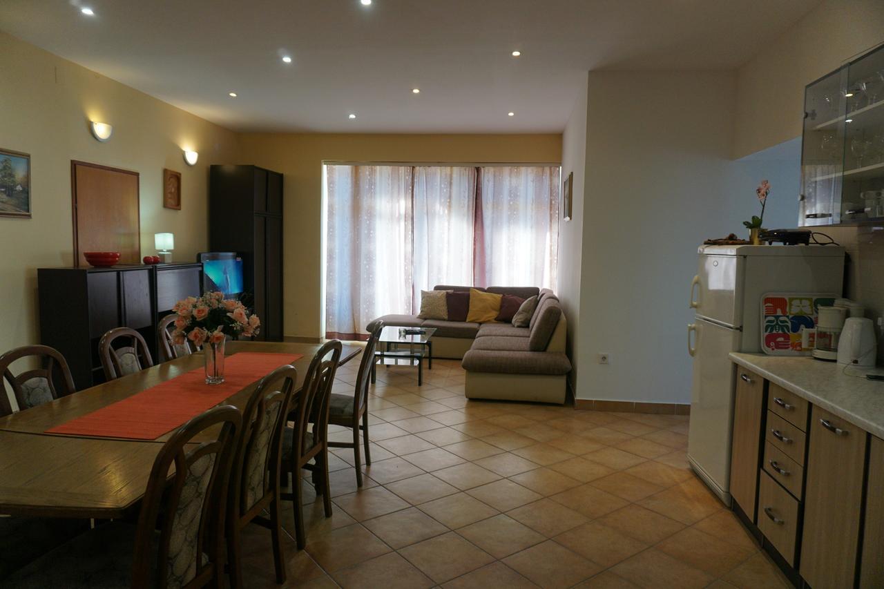 Apartments Ivancic Novi Vinodolski Eksteriør billede