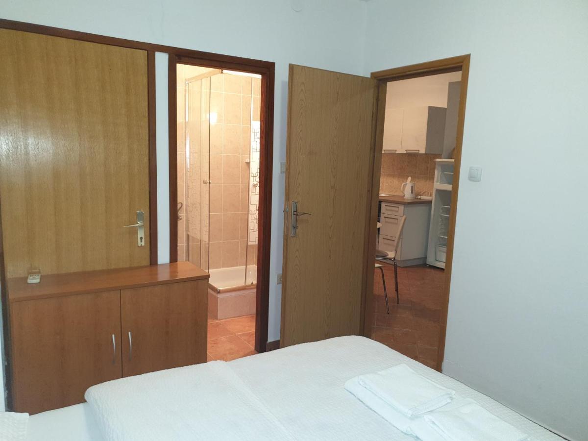 Apartments Ivancic Novi Vinodolski Eksteriør billede