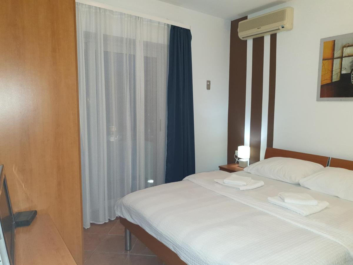Apartments Ivancic Novi Vinodolski Eksteriør billede